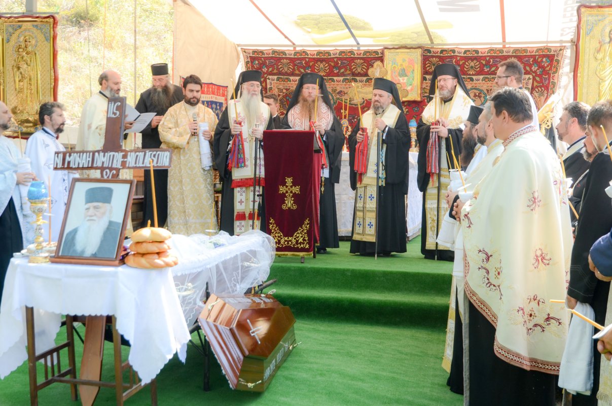 „Un model desăvârşit de rugător” 34522