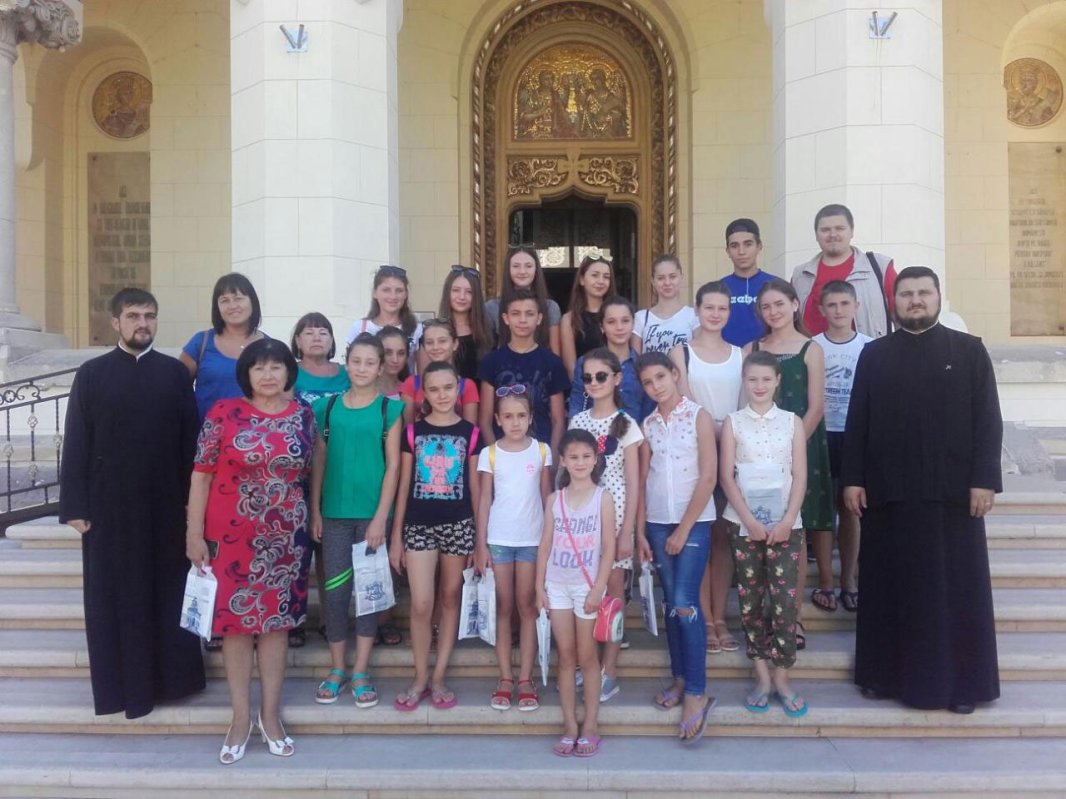 Pelerini din Strășeni, Republica Moldova la Alba Iulia 34464