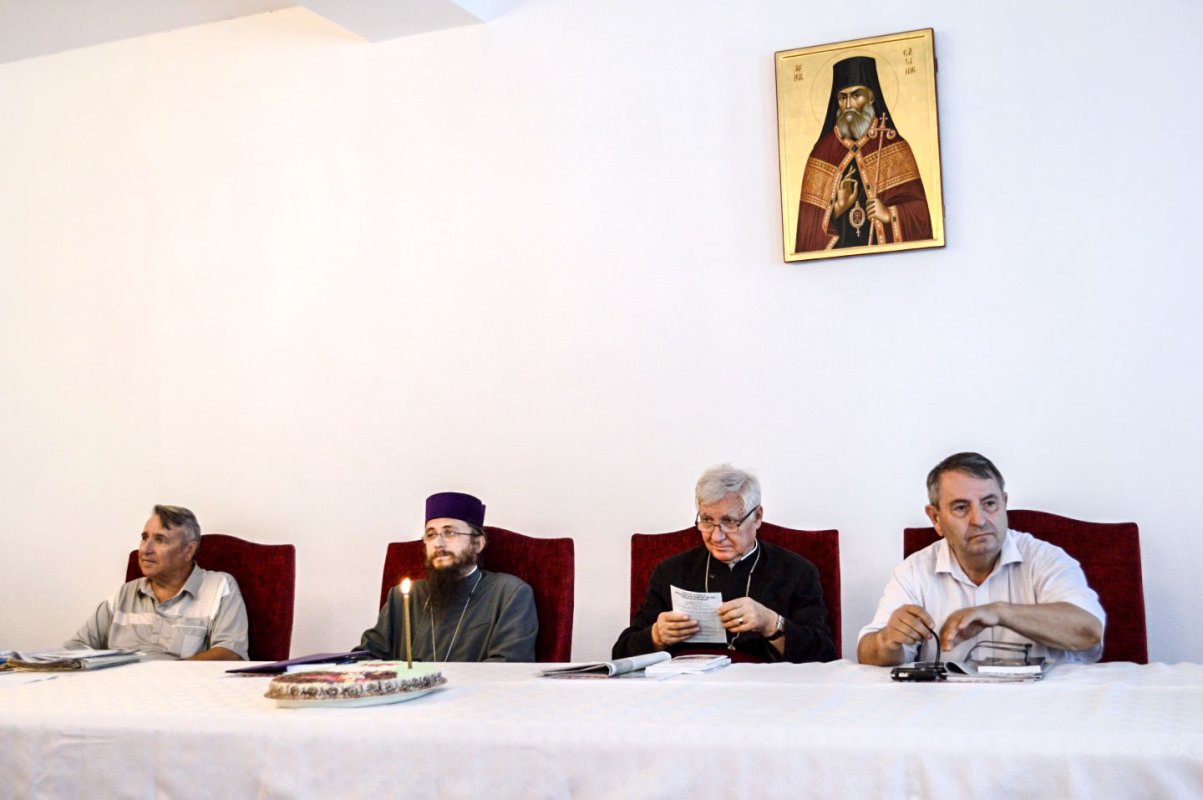 „Preotul Dumitru Bălașa - Patriarhul de Drăgășani” 34466