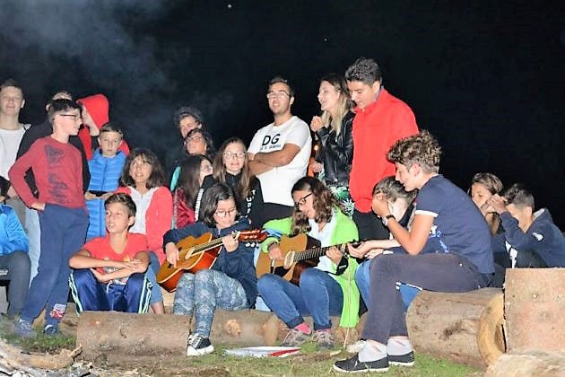 Tabără la Păltiniş pentru tinerii din Arhiepiscopia Sibiului 34456