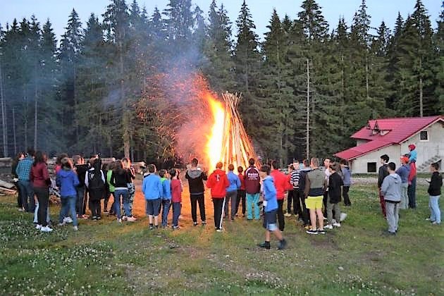 Tabără la Păltiniş pentru tinerii din Arhiepiscopia Sibiului 34457