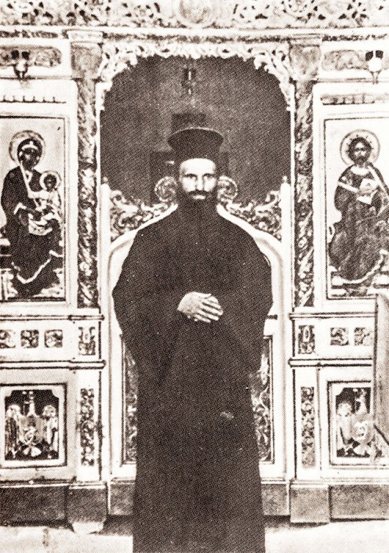 Mijlocitor fierbinte pentru neamul său 34331