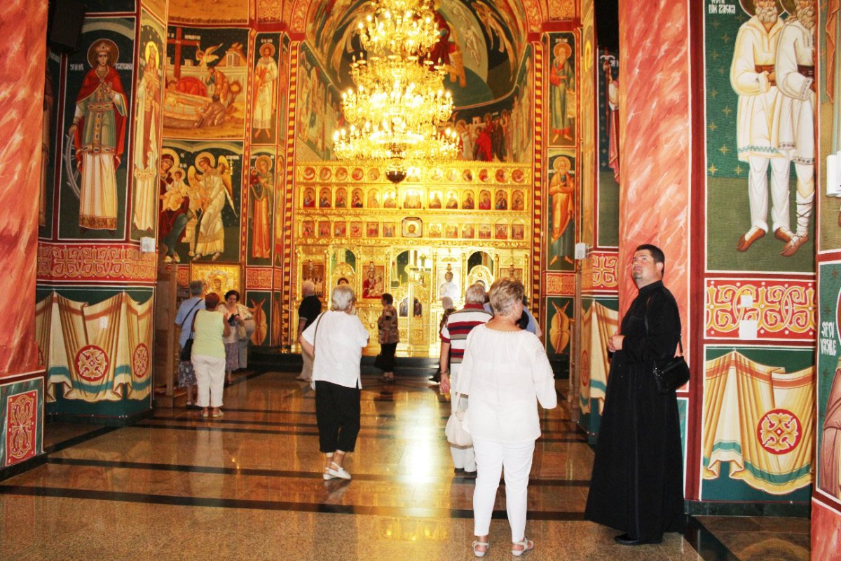 Pelerinaj la mănăstiri năsăudene şi maramureşene 34366