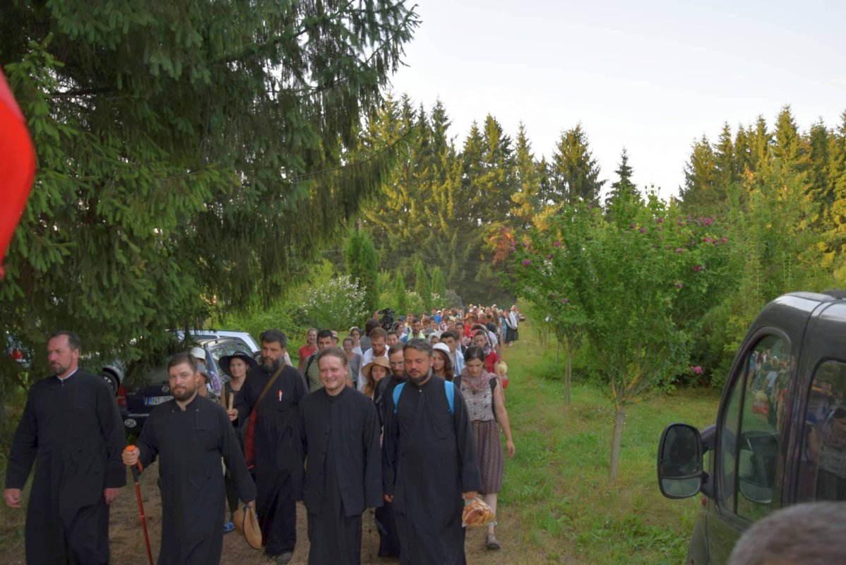 Priveghere arhierească în cinstea Sfântului Ioan Iacob de la Neamţ 34324