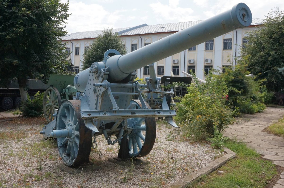 Flacăra veșnică a memoriei eroului necunoscut 34401