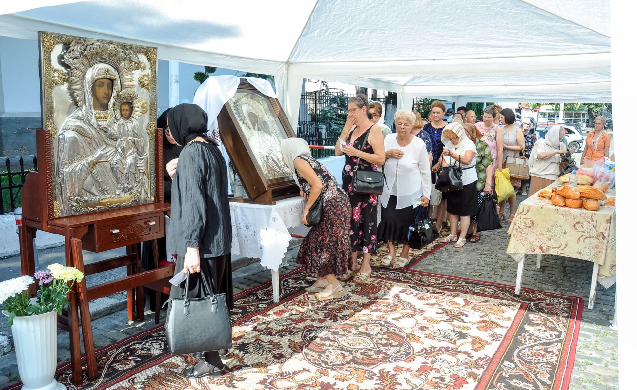 Sărbătoarea Schimbării la Față în Muntenia și Dobrogea 34254