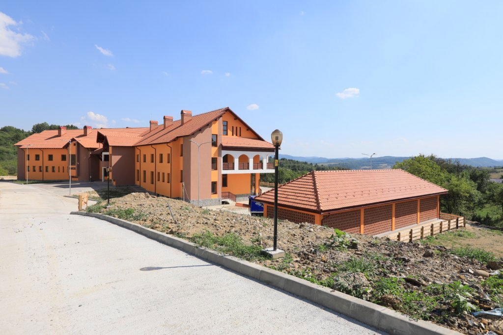 Centrul Social pentru vârstnici la Coroieni, Maramureș 34157