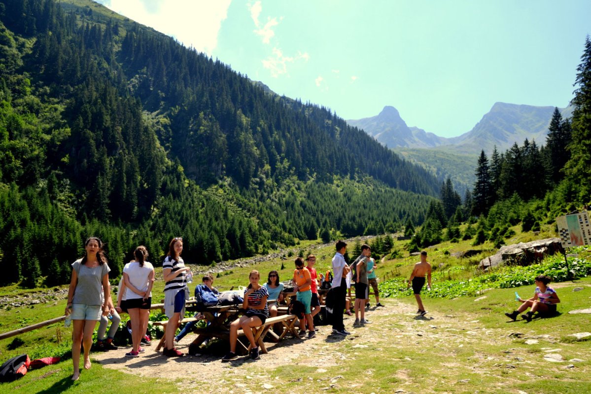 Pelerini medieșeni la chilia părintelui Arsenie Boca din Munții Făgăraș 34149