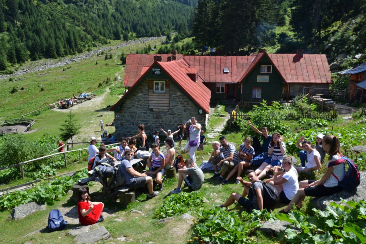 Pelerini medieșeni la chilia părintelui Arsenie Boca din Munții Făgăraș 34151