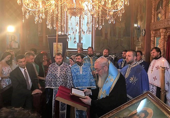 Slujiri arhierești și hramuri 34141