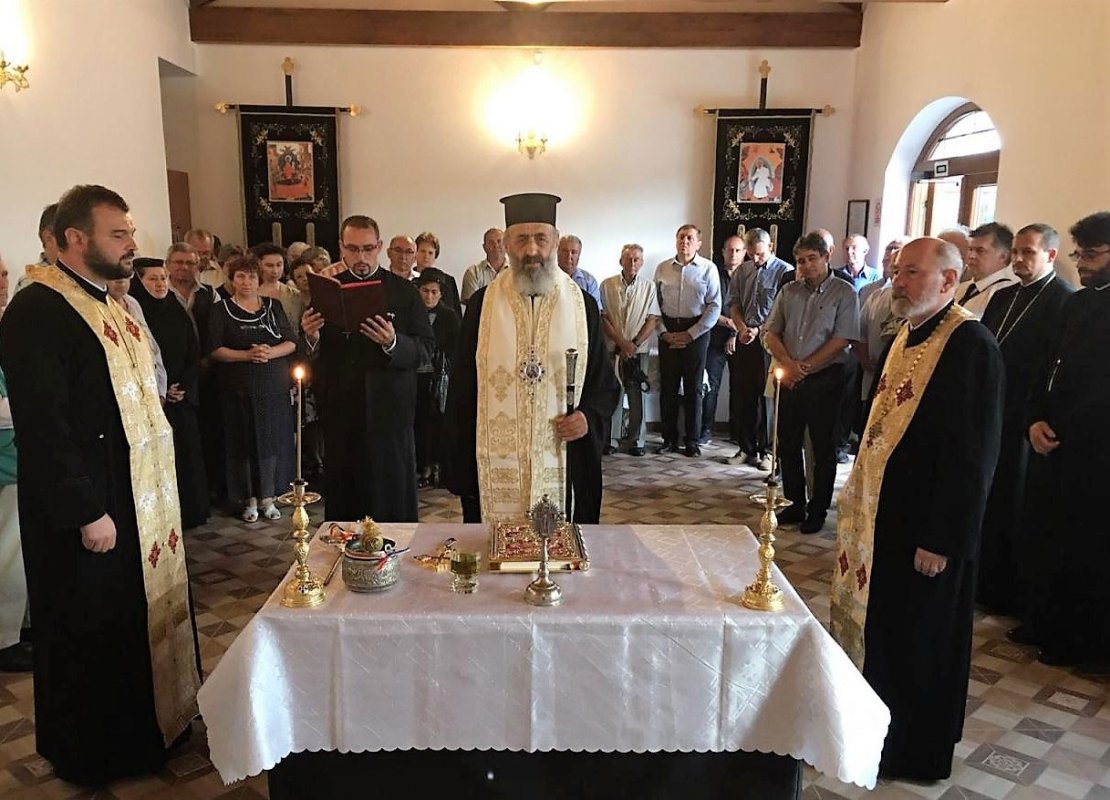 Slujiri arhierești și hramuri 34144