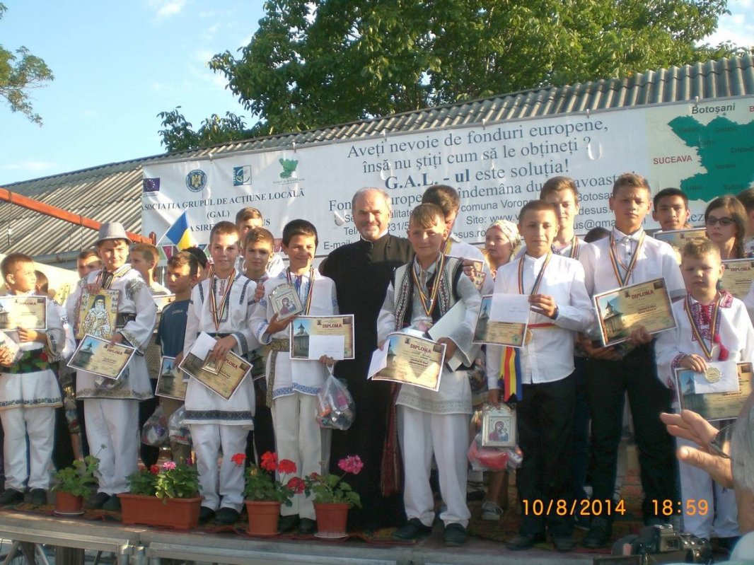 Concursul de toacă „Răsună toaca-n cer” la Rotunda – Liteni 34072