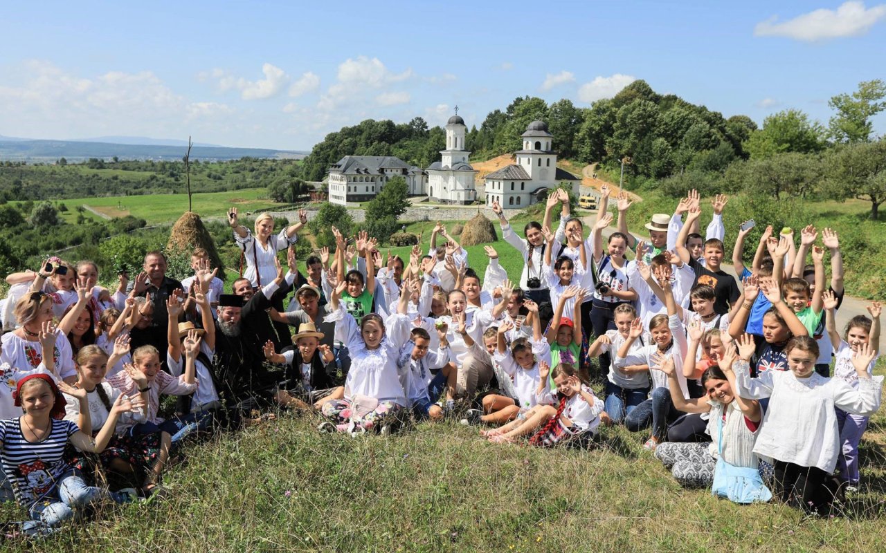 Tabără pentru micii iconari, în Parohia Groși, Maramureș 34090