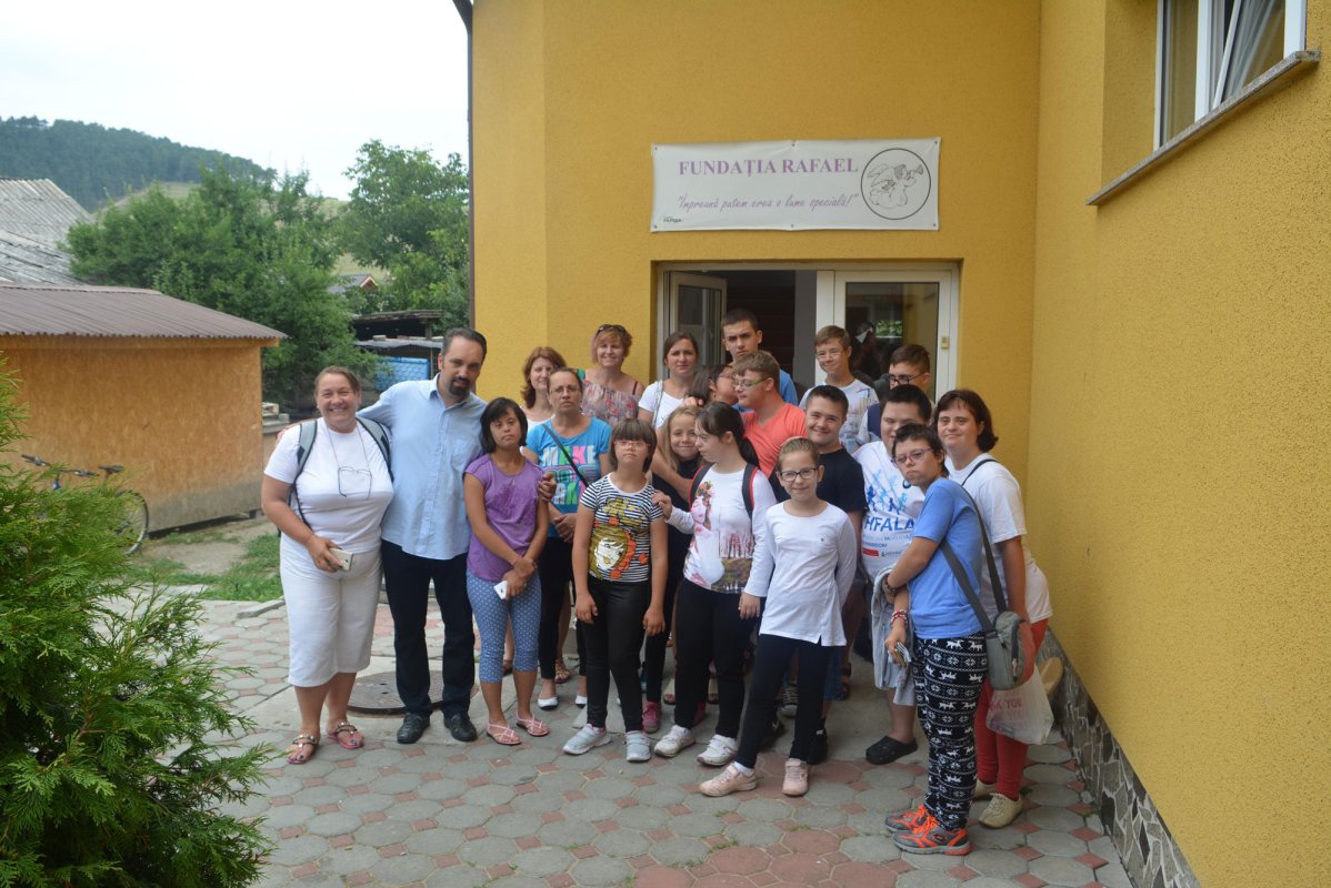 Tabără pentru tineri cu dizabilități, la Parohia Bartolomeu Nord, Braşov 34076