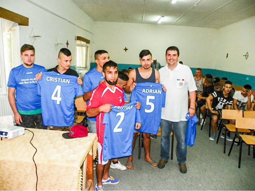 Acțiune social-educativă la Tichilești 34060