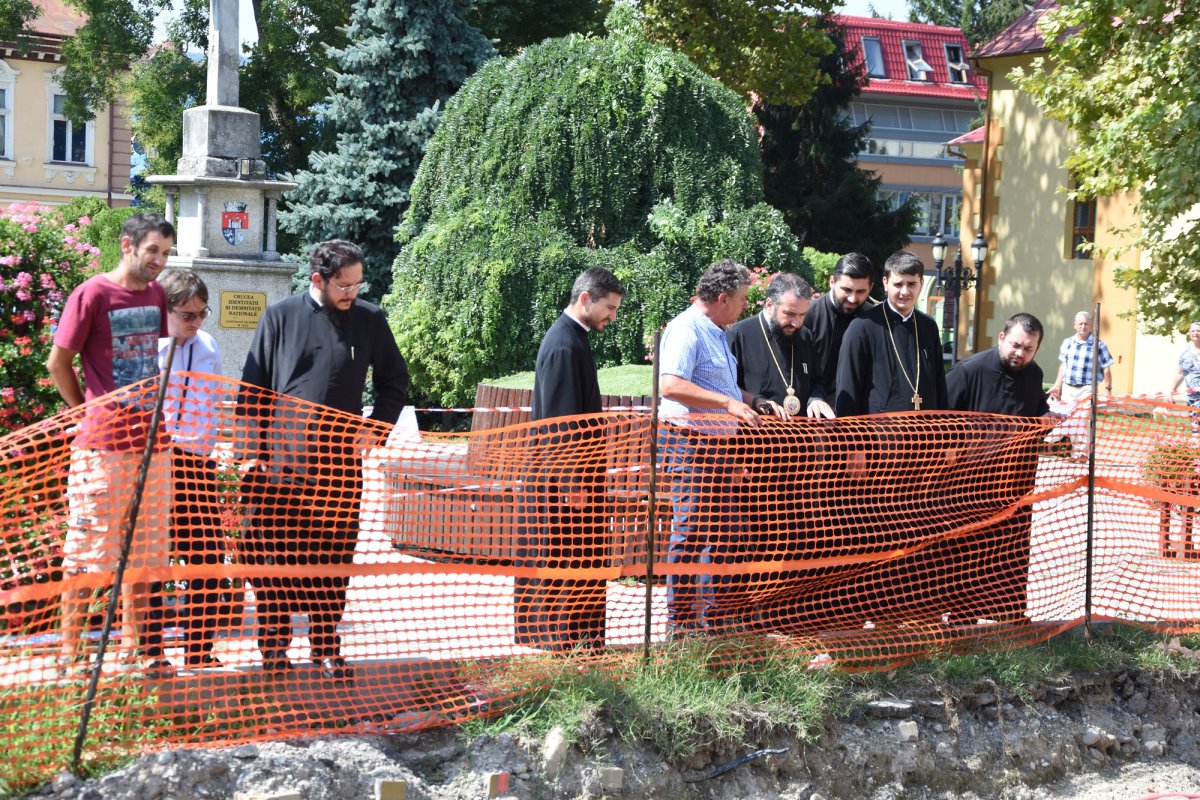 Slujire și misiune în Episcopia Caransebeșului 33944