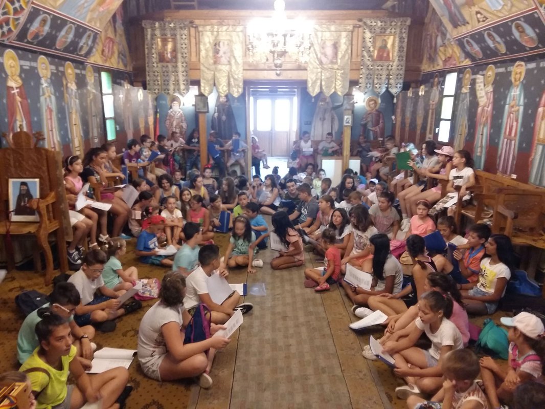 Școala de vară la Parohia „Cuvioasa Paraschiva” din Alba Iulia 33880