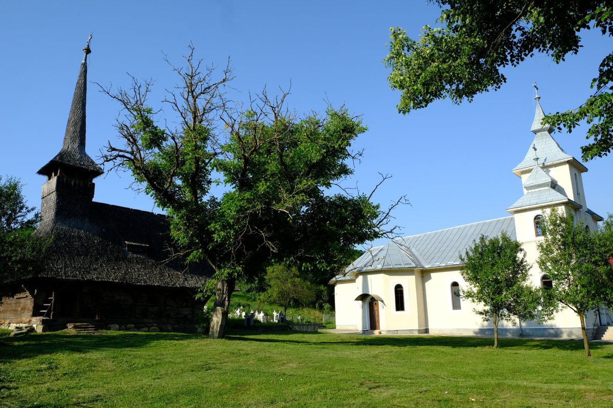 Bisericuțele care transformă materia în lumină 33845