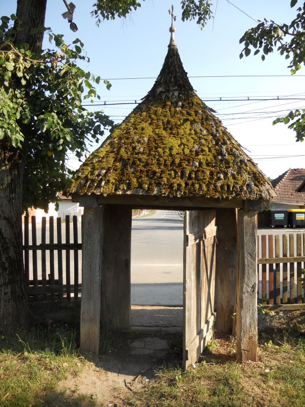 Bisericuțele care transformă materia în lumină 33848