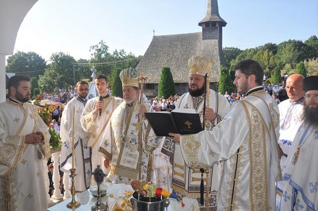 Hramuri și pelerinaje în cinstea Maicii Domnului 33745