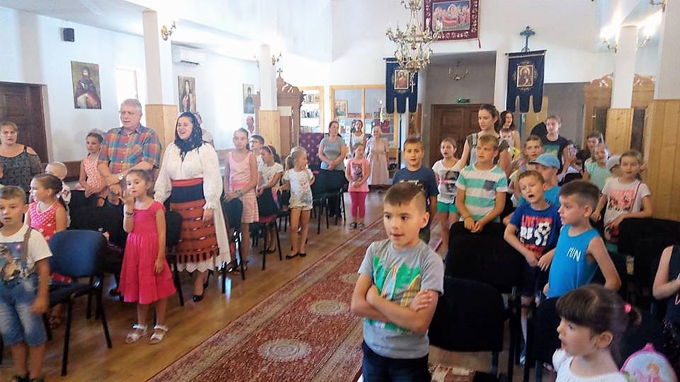 Școală de vară pentru 70 de copii în localitatea clujeană Florești 33673