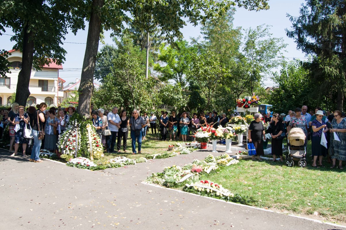 Părintele Viorel Sevastre a fost înmormântat ieri 33551