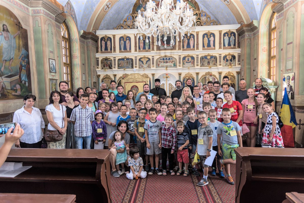 Tabără pentru 70 de copii și tineri din Gheorgheni, Harghita 33601