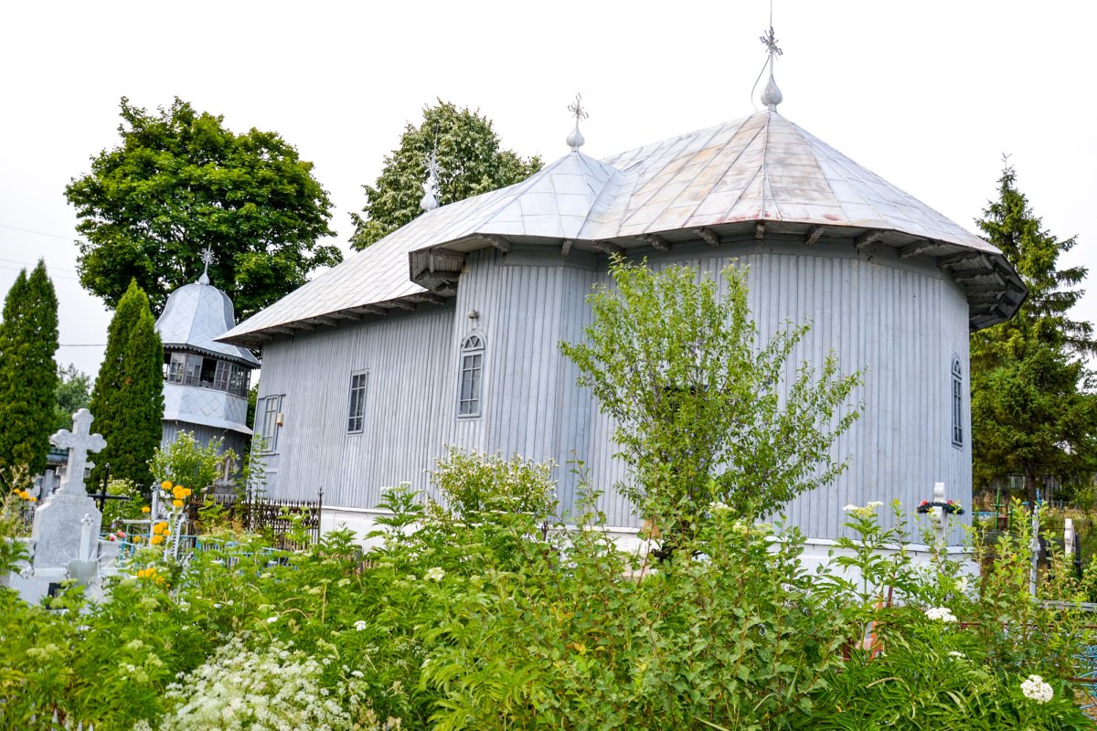 Bisericuța „călătoare” de pe Harțag 33568