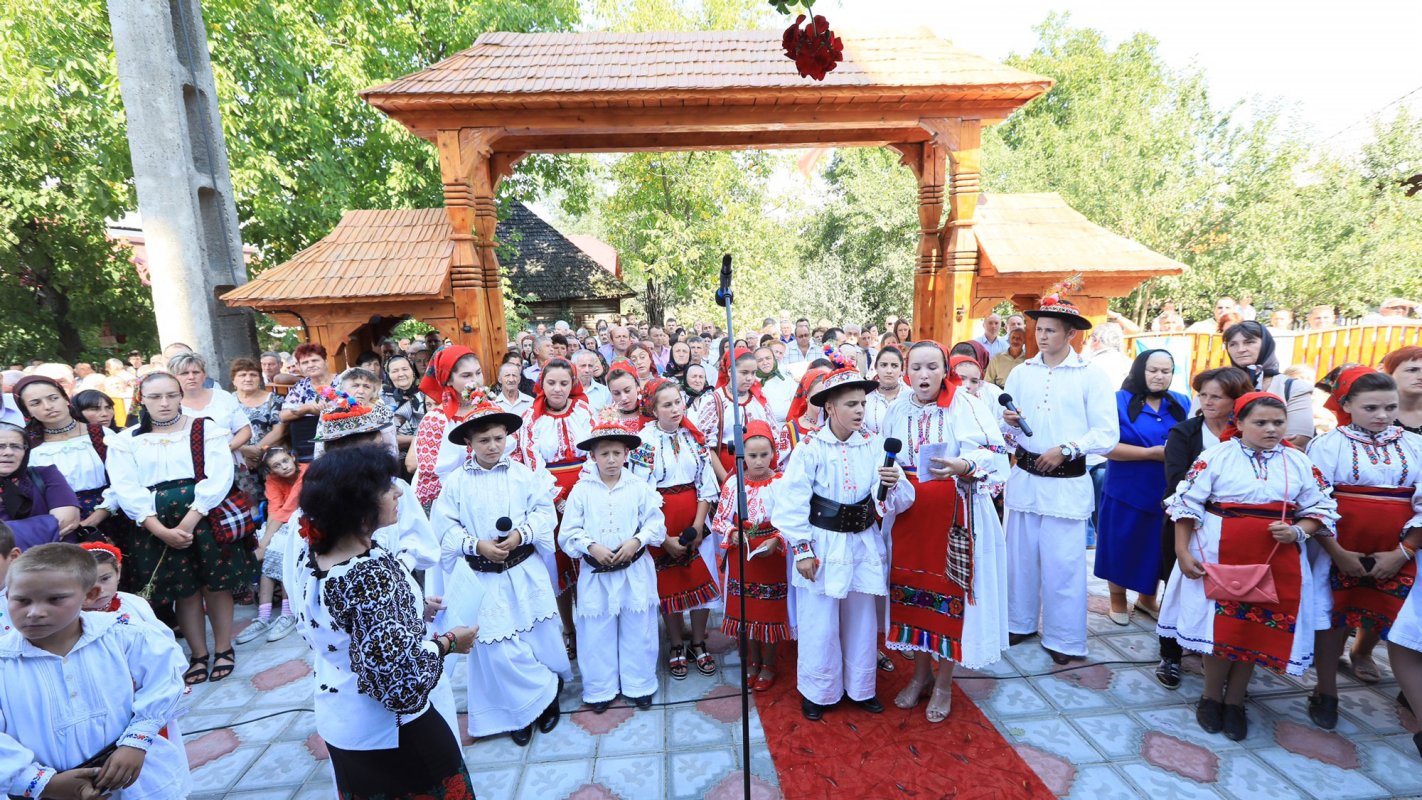 Slujiri arhierești și târnosiri în Duminica a 11-a după Rusalii 33423