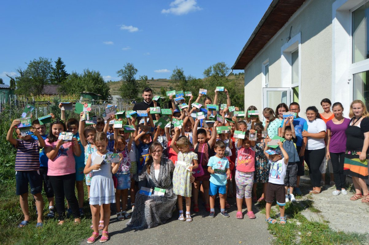 Atelier de creație pentru copii în Parohia Dumbrăveni, Beclean 33363