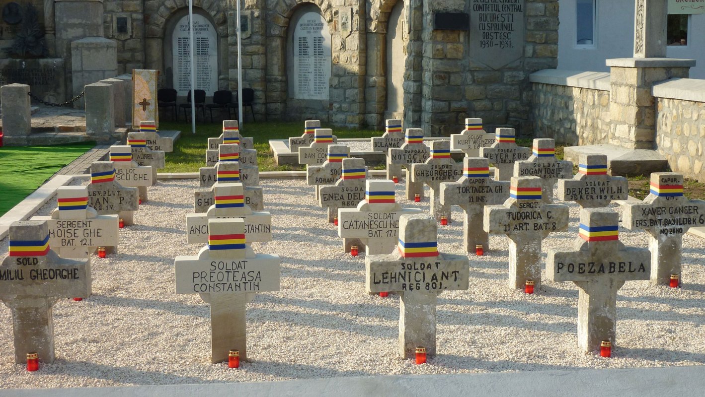 Memorial religios şi cultural  în comuna Oituz - Bacău 33392