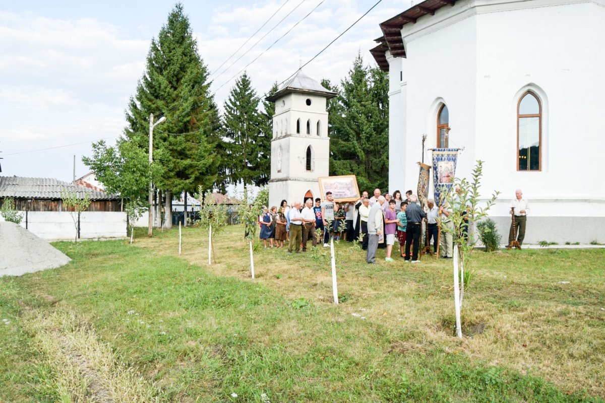 Tabăra „Tradiţie şi noutate”, la Bistriţa 33370