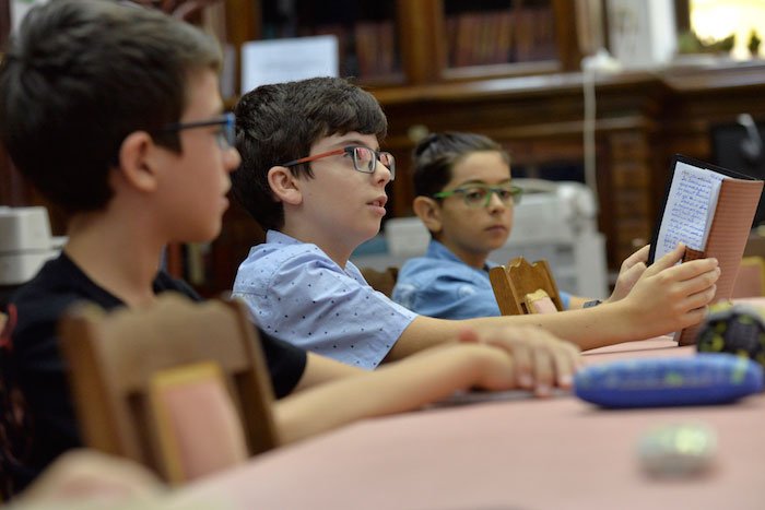 Activităţi pentru copii şi tineri la Biblioteca Aman din Craiova 33315