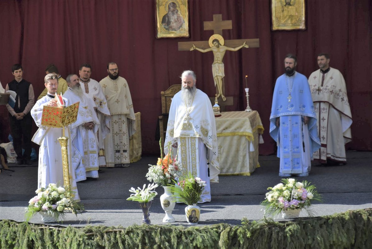 Sărbătoare la mănăstirea din Ciceu Corabia, Bistrița-Năsăud 33138