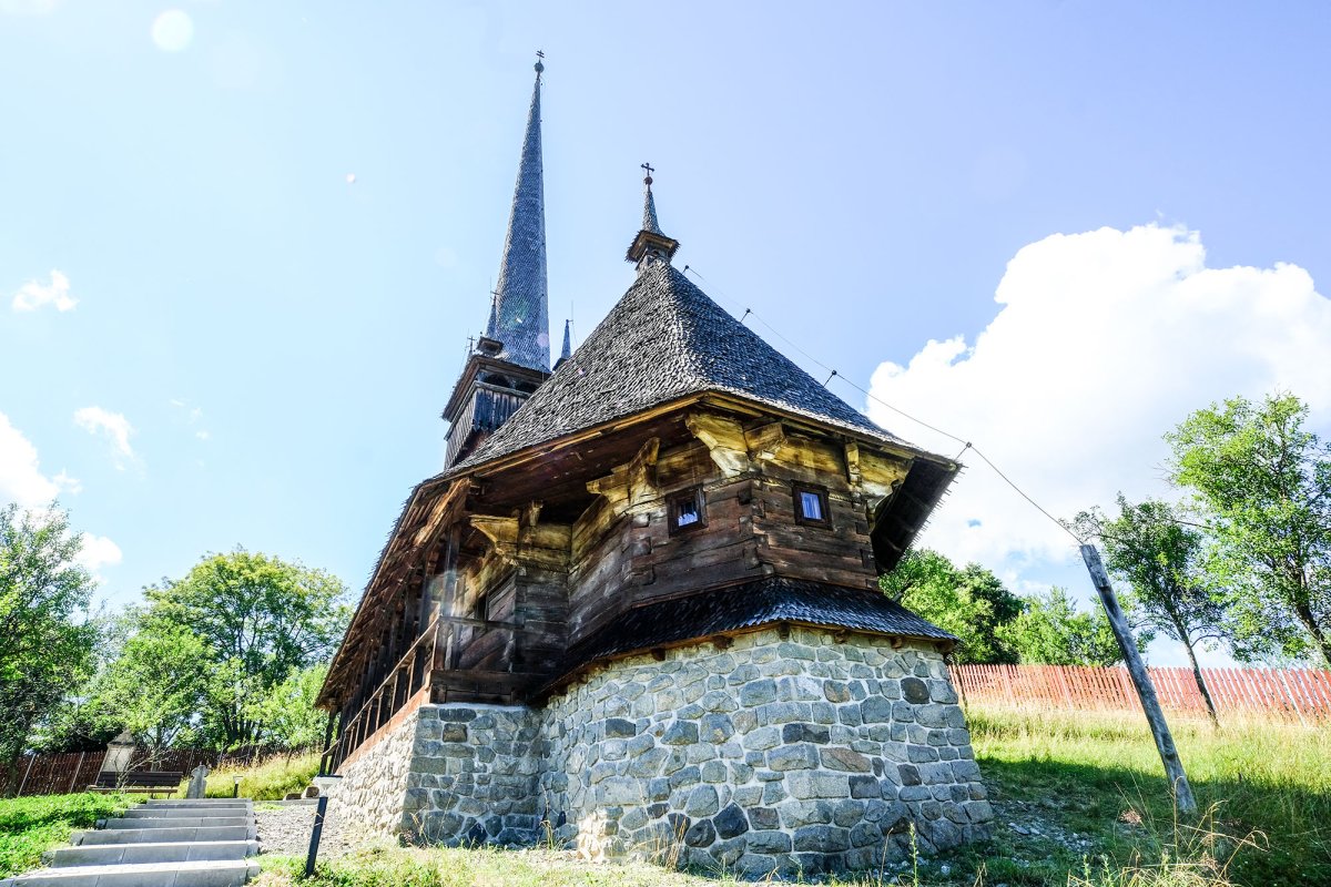 Bisericuța de lemn de la Fildu de Sus 33099