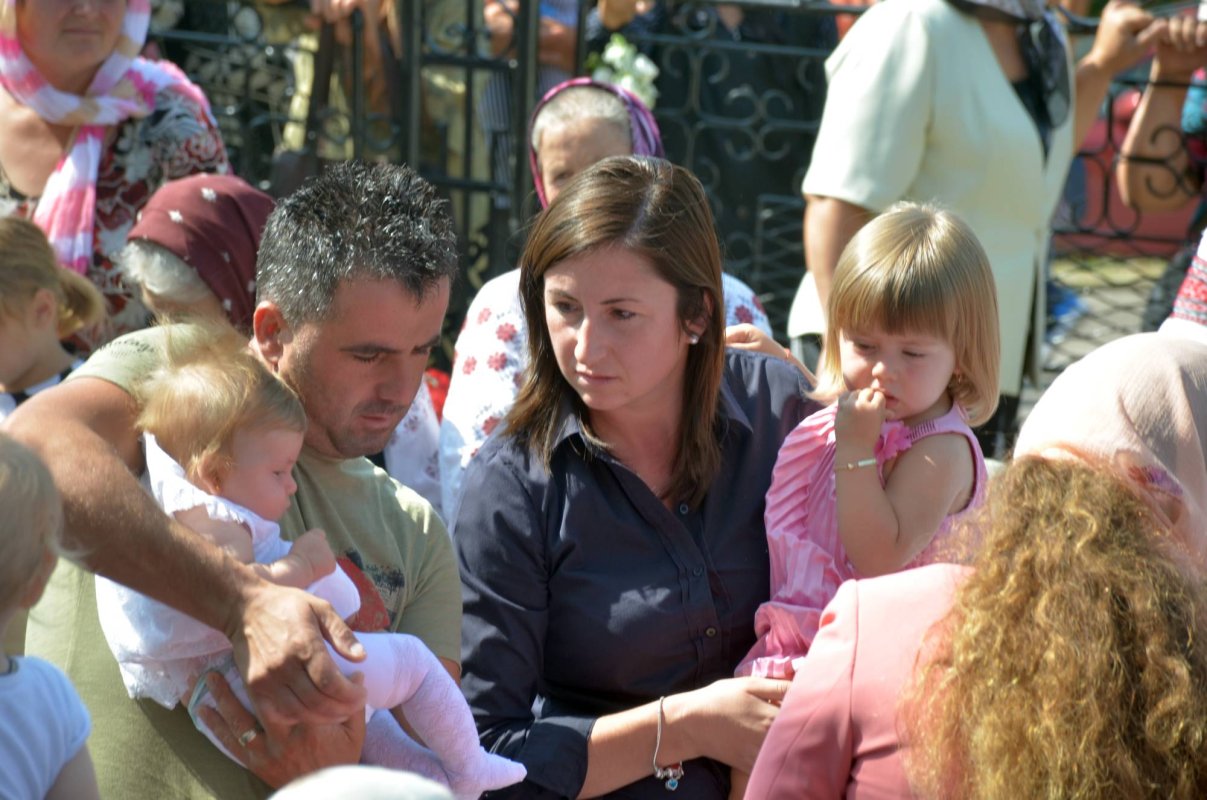 IPS Teofan a resfinţit Biserica „Sfântul Mare Mucenic Gheorghe“ din Copălău 33066