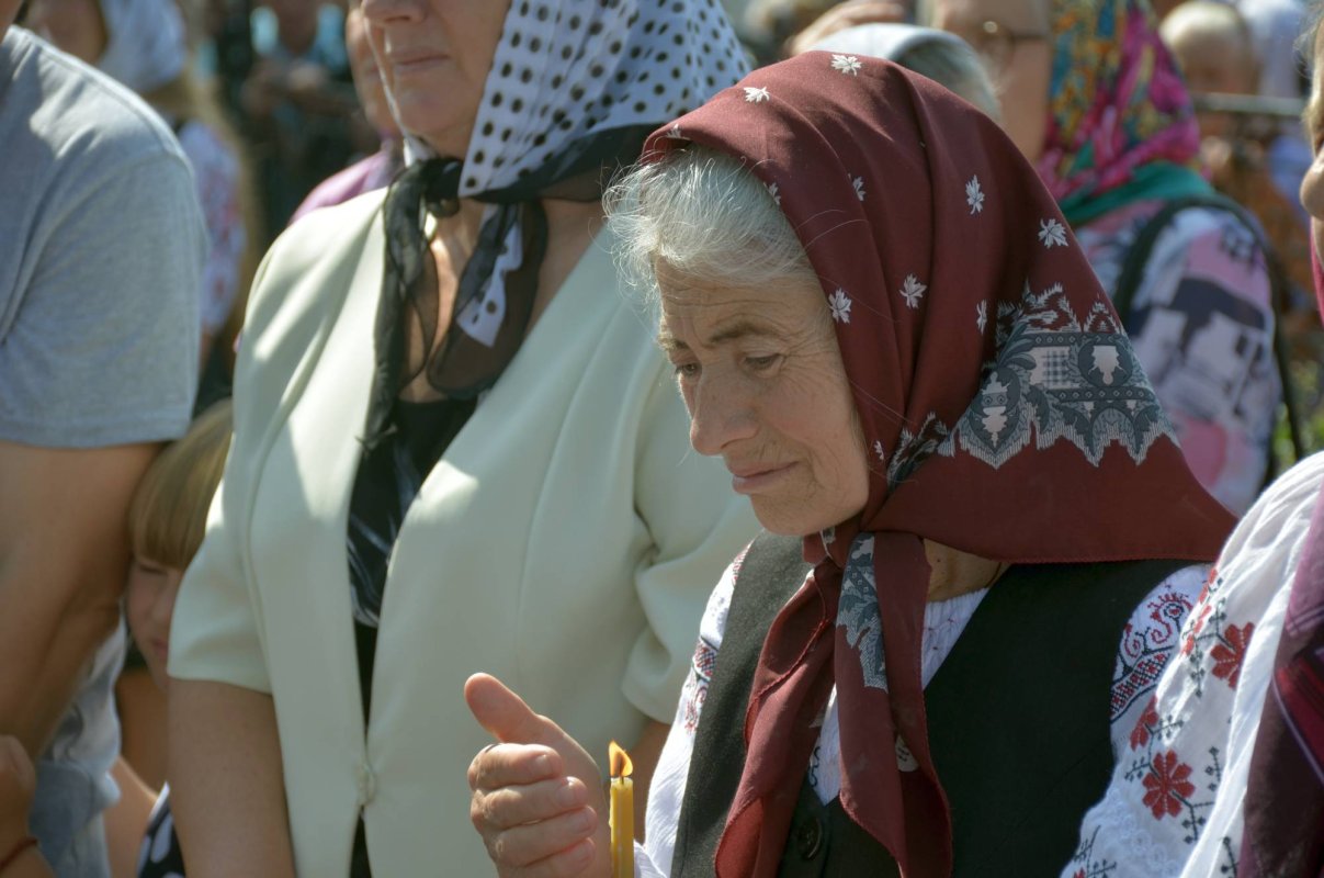 IPS Teofan a resfinţit Biserica „Sfântul Mare Mucenic Gheorghe“ din Copălău 33067