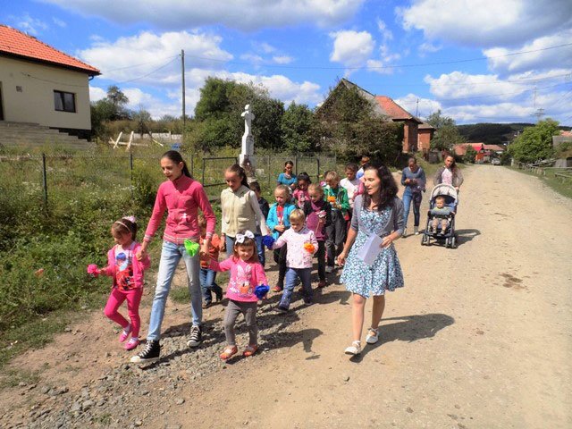 Școala de vară „Zbor de înger” în Parohia Sărata, Cluj 33087