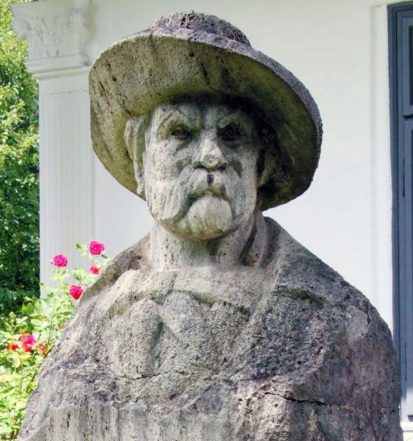 Calistrat Hogaș, fiu de preot și iscusit condeier 33039