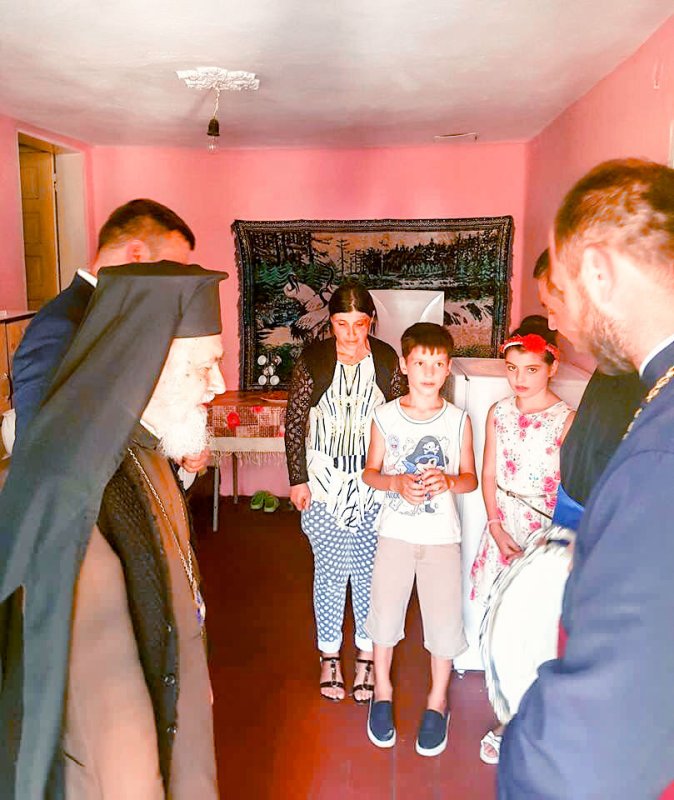 Binecuvântare de lucrări în Parohia Berechiu, Protopopiatul Ineu 32982