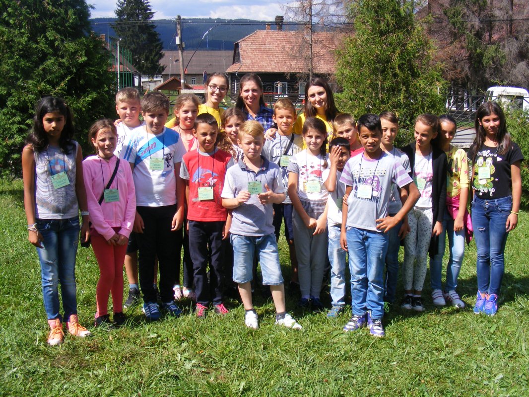 Tabără la poalele munților Călimani pentru 160 de copii 32960