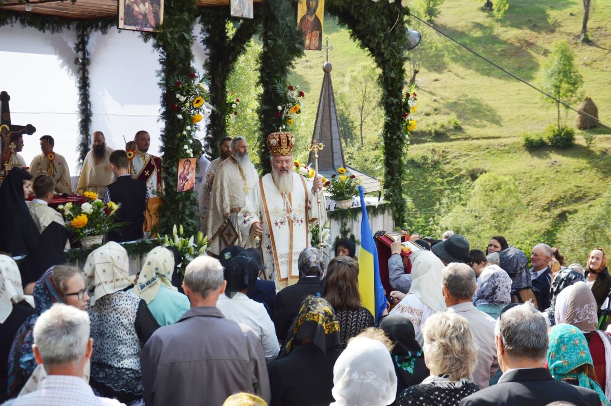 Hramuri la praznicul Tăierii Capului Sfântului Ioan Botezătorul 32844