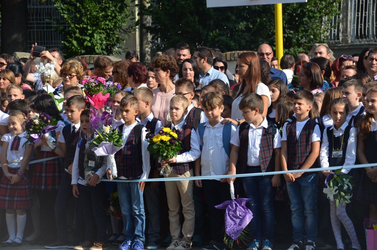 „Binecuvântare prin fapte” - sprijin pentru elevi la început de an școlar 32710