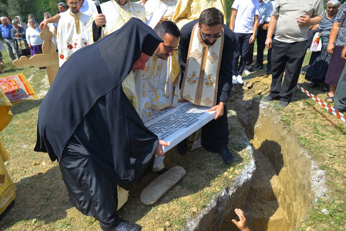 Sfinţirea picturii bisericii Parohiei Vărbilău II 32639