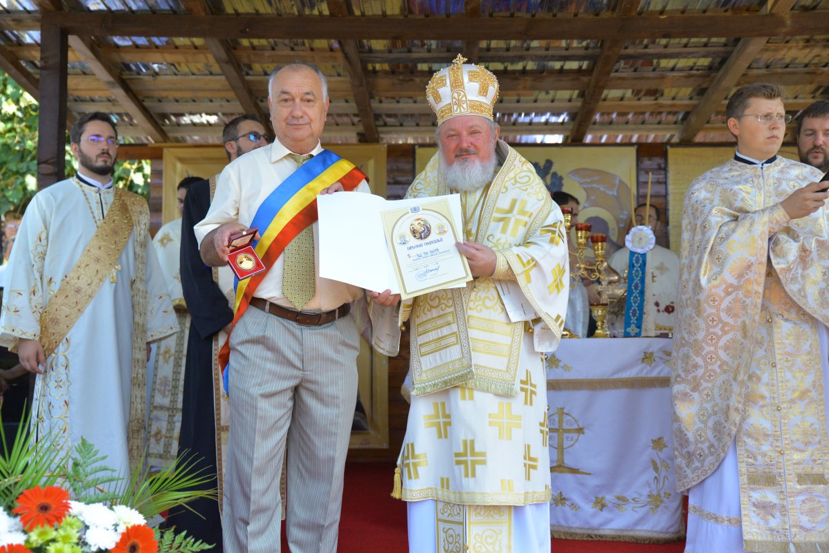 Sfinţirea picturii bisericii Parohiei Vărbilău II 32641