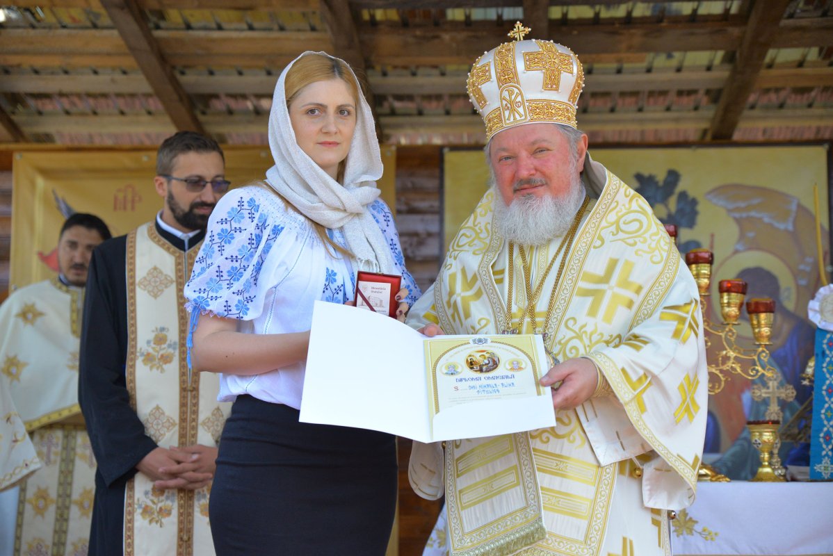 Sfinţirea picturii bisericii Parohiei Vărbilău II 32643