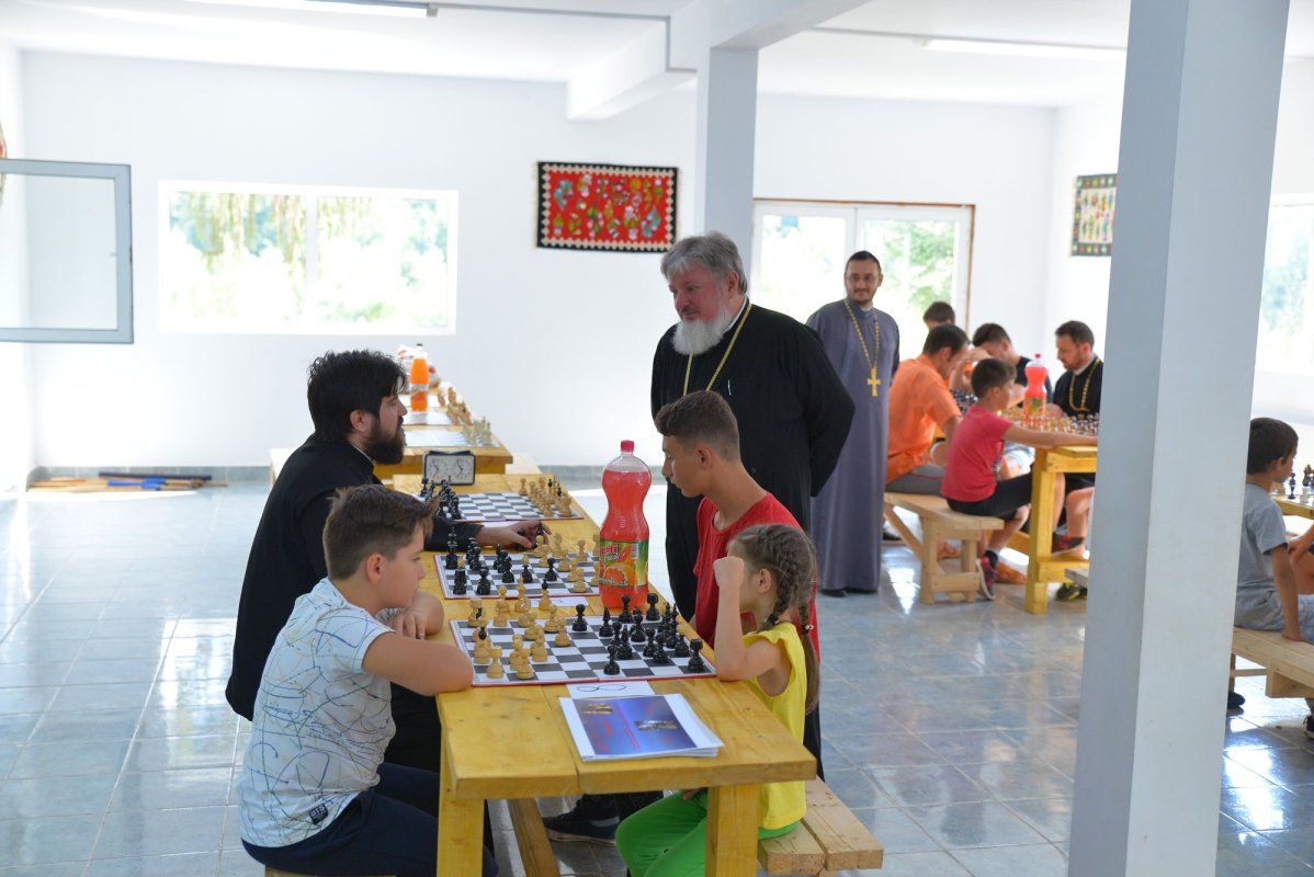 Sfinţirea picturii bisericii Parohiei Vărbilău II 32645