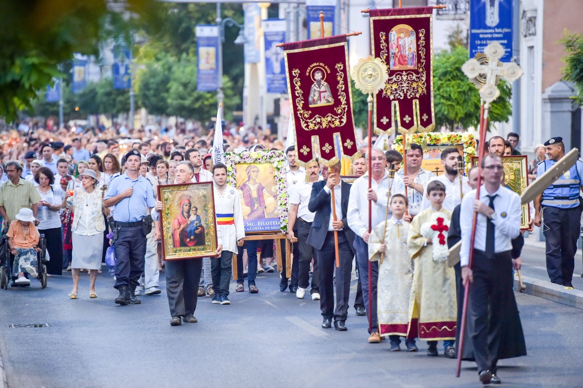 Calea Sfintei Cruci, scară către cer 32527