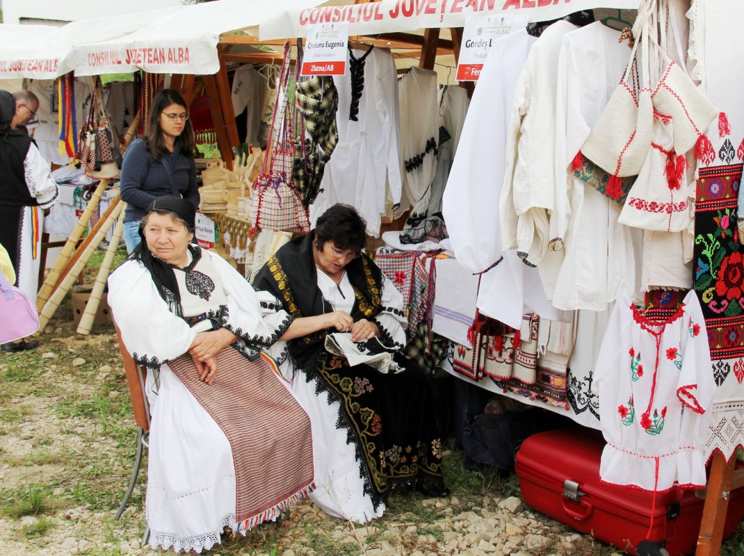 Potenţialul turistic al zonelor rurale din ţară, prezentat la Albac - Alba 32488