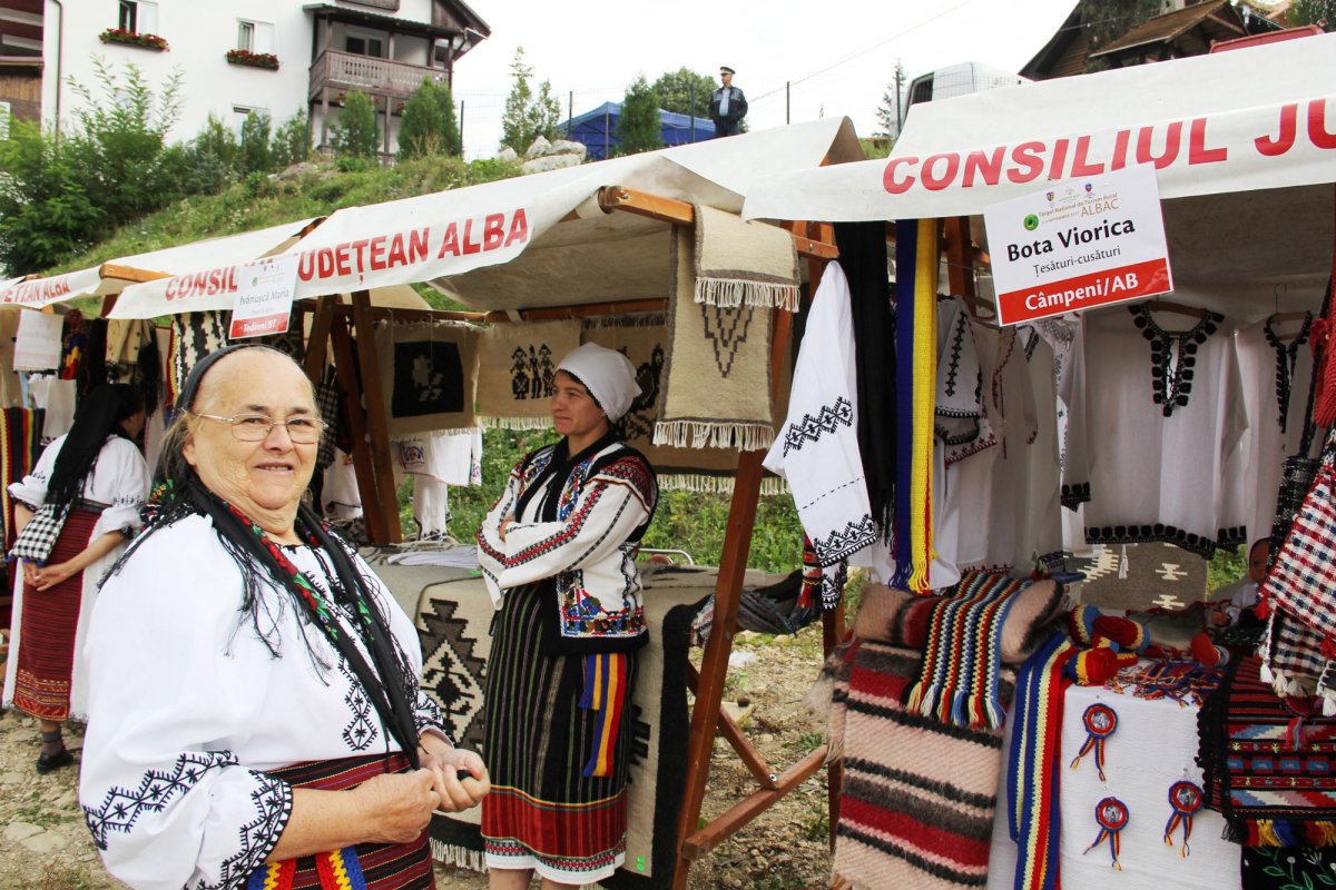 Potenţialul turistic al zonelor rurale din ţară, prezentat la Albac - Alba 32492